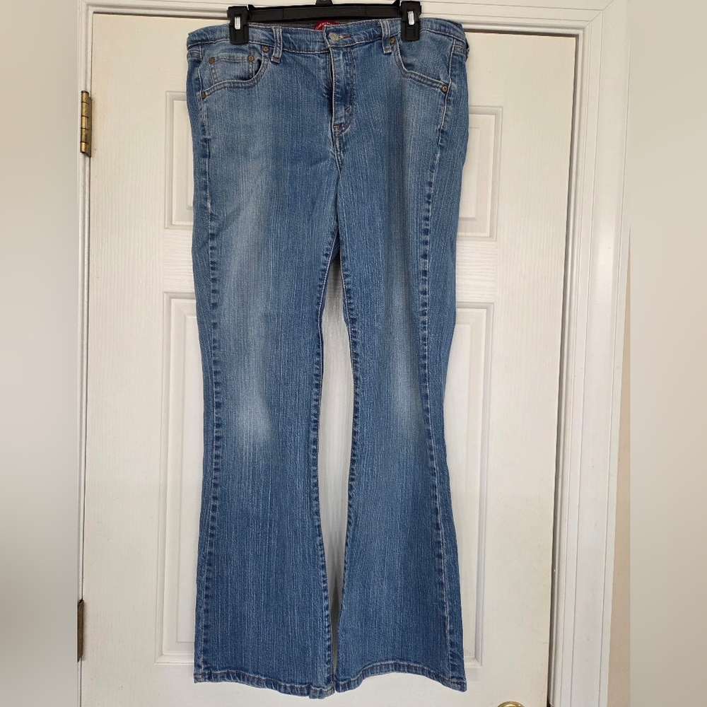 Levis 515 Nouveau Boot Cut Jeans, Vintage 12 LONG Medium Rise